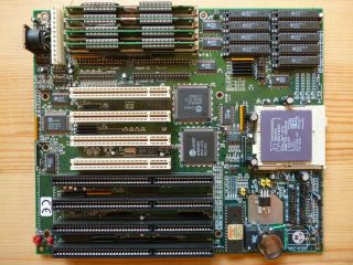 486 Shuttle Hot - 433 Pci Umc At Motherboard,  Amd 5x86 133@160 Mhz Dx 2 4 66 100