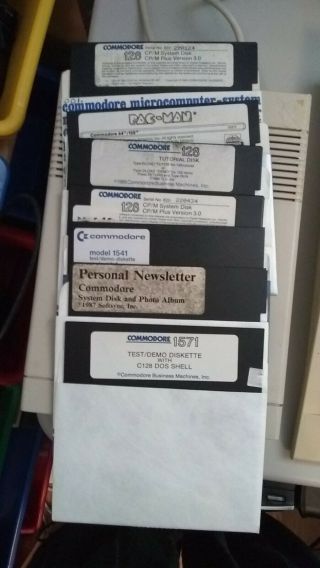 Commodore 128,  1541 - II Disk Drive,  C2N Datasette 1530 Cassette Tape,  Software 8