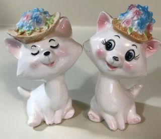 Vintage Salt & Pepper Shakers Anthropomorphic Cat Couple Hats