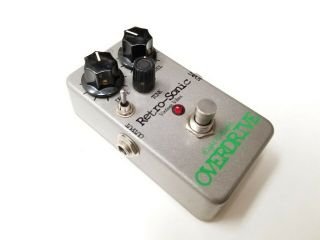 Vintage Vibes Retro - Sonic Eight - O - Eight Overdrive Guitar Pedal