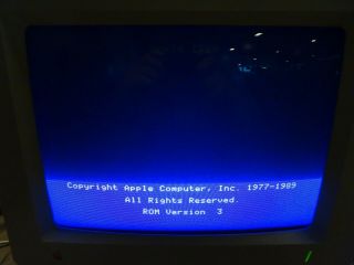 Apple IIGS A2S6000 Computer 3
