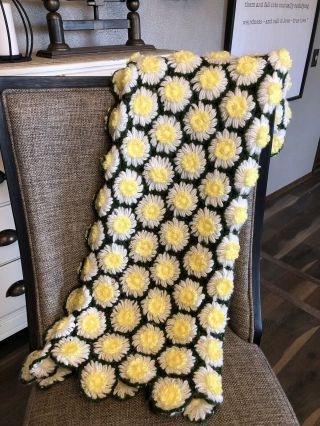 Vintage Bohemian Crochet 3 - D Daisy Flowers Afghan Throw Blanket 59x36 Handmade