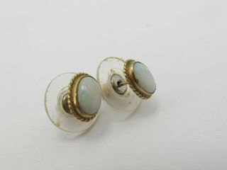 Vintage 9k 9ct 375 Gold & Opal Stud Earrings 3