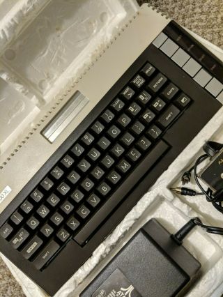 Atari 600XL Home Computer with Foam Packaging 6