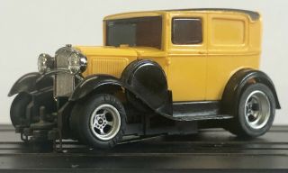 Vintage 1975 Aurora Afx Slot Car 37’ Ford 1937 Model A Yellow Black Ho Complete
