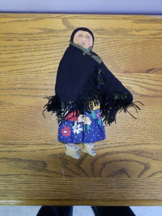 Vintage Handmade Native American Shawnee Woman Indian Doll 10 " Collectible