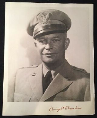 General Dwight Eisenhower / Signed Dwight Eisenhower Silver Gelatin 8x10