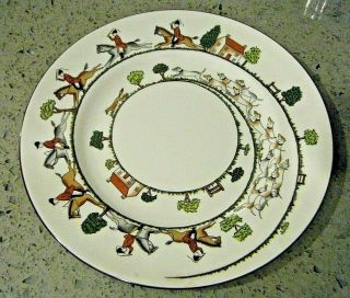 10.  5 " Large Fox Hunting Scene Vtg Dinner Plate Crown Staffordshire England