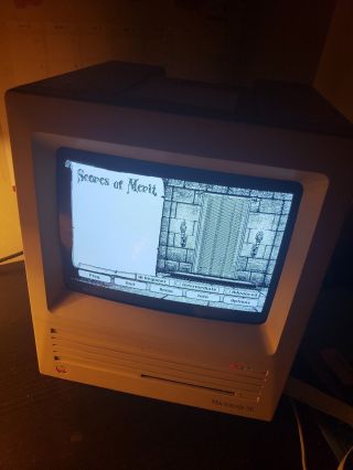 Macintosh Se M5011with A Floppy Disk Emulator With An Sd Card Great
