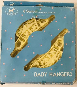 Vintage Nos Carousel Seal Hangers Baby Ivory Plastic Circus Box Of 6