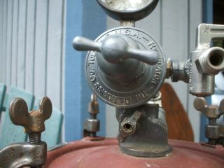 Vintage Devilbiss Pressure Pot Feed Tank With Regulator Steampunk Industrial 2