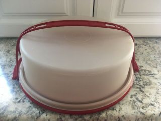Vintage Tupperware 719 Pie 10” Carrier Taker Red With Handle Complete Cake