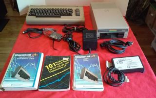 Commodore 64 Computer System Keyboard 1541 Floppy Disk Drive Cords Manuals