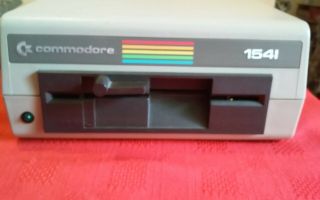 Commodore 64 Computer System Keyboard 1541 Floppy Disk Drive Cords Manuals 5