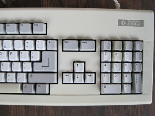 Commodore Amiga 2000 Keyboard,  Made by Commodore,  Fully Operational 4