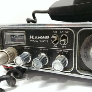 Vintage 1970 ' s Midland 13 - 857B CB Radio w/ Mic 23 Channel Mobile Unit 2
