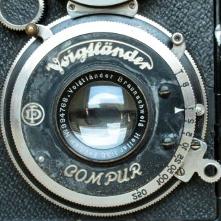 Voigtlander legendary prewar German TLR camera CLA Heliar Compur 7