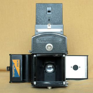 Voigtlander legendary prewar German TLR camera CLA Heliar Compur 8