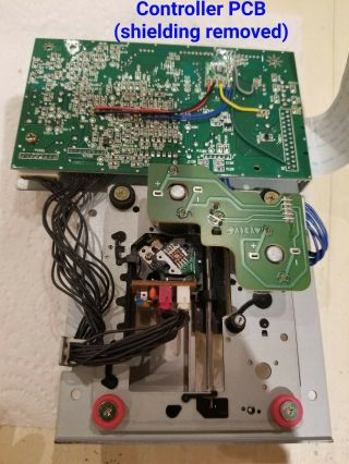 Commodore Amiga CD32 CDRom Drive and Laser Assembly 3