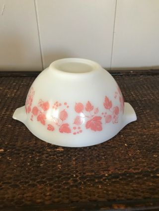 Vintage Pyrex Pink Gooseberry Small Cinderella Bowl 441 Batter Mixing 1.  5 Pt