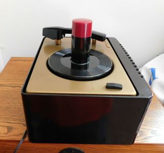RCA VICTOR 45 - EY - 2 FULLY RESTORED VINTAGE 45 RPM RECORD PLAYER,  6 MONTH 4