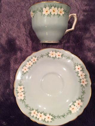 Vintage Crown Staffordshire Made in England Tea Cup and Saucer Set A14811 2