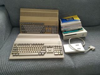 2 Commodore Amiga 500 - Low Serial Number 000891 - Collector 