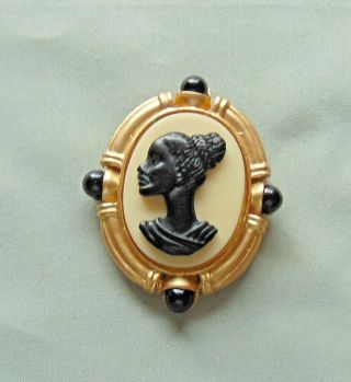 Vintage Coreen Simpson Style African Black Cameo Brooch