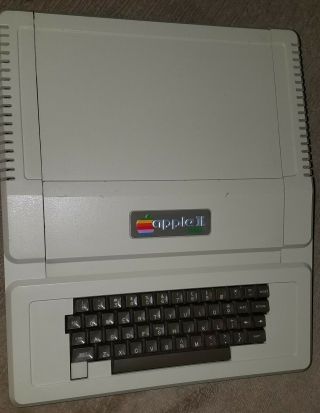 Apple II,  Plus Computer w/Two Apple Floppies Drives A2S1048 8