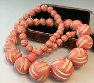 Vintage Art Deco Jewellery Gorgeous Carved Celluloid Graduated Bead Necklace