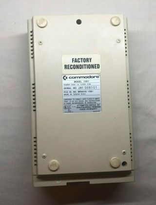 Commodore 1584 Disk Drive - - - with Power Supply 4