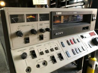 Sony Vo - 5850 U - Matic 3/4 " Videocassette Recorder Editing Deck
