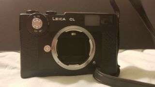 Leica 1974 - 1975 CL 35 mm Camera Leitz Summicron 1:2/40 Lens 4
