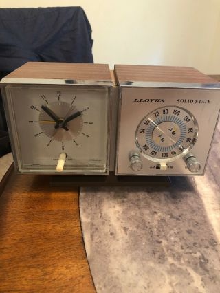 Vintage Lloyds Solid State Telechron Alarm Clock Am/fm Radio -
