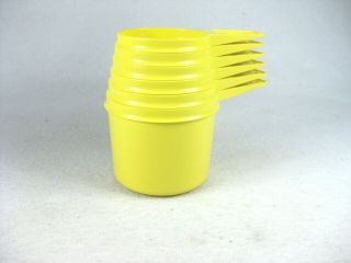 Vintage Retired Tupperware Measuring Cups Complete Set Of 6,  Harvest Gold/yellow