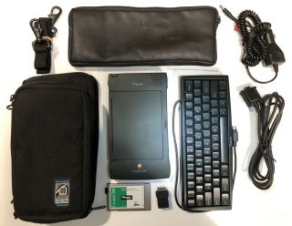 Apple Newton Messagepad 2000 W/ Keyboard,  Cases,  Accessories.  Great
