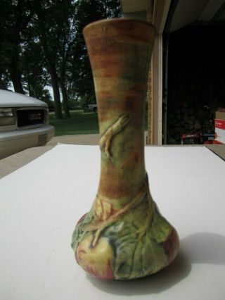Vtg Weller Baldwin Apple Deco Art Pottery Vase With Lizard 8.  5 " Tall