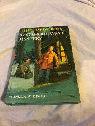 Hardy Boys 24:the Short - Wave Mystery By Franklin W.  Dixon - Vintage 1945 Hardco