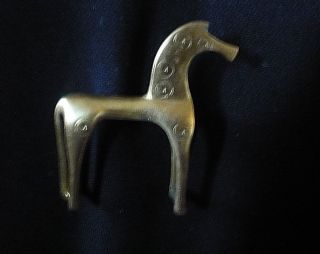 Vtg Gold Tone Stylized Ancient Greek Horse Sculptural Brooch / Pin 3 Dimensions