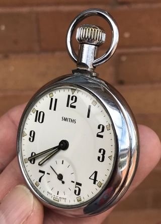 A GENTS VINTAGE “MILITARY STYLE” 1930/40s ”SMITHS EMPIRE” POCKET WATCH. 3