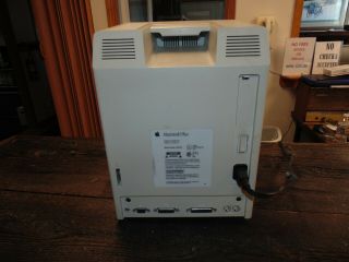Vintage Apple Macintosh Plus 1MB Model M0001A powers up 4