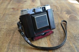 Zeiss Ikonta 534/16 Folding Camera Tessar 1:3.  5 1 - 75mm Lens W/ Case