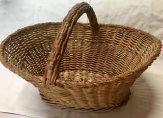 Vintage Oval Willow Wicker handmade Basket.  Basket weave woven handle. 2