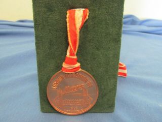 Vintage Medal 1984 London Marathon Mars Sponsored 2 " Dia With Ribbon