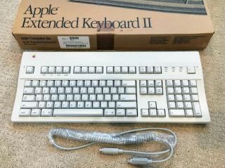 Apple Extended Keyboard Ii - M0312 - - Box,  Cables