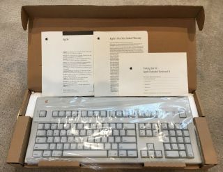 Apple Extended Keyboard II - M0312 - - Box,  Cables 5