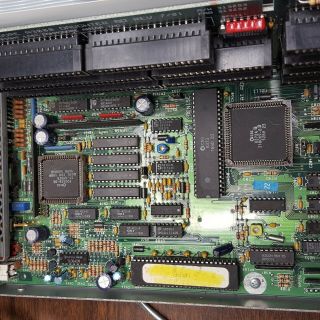 Commodore Amiga 3000 Computer 030/16Mhz 2MB Chip/4MB Fast SCSI 120mb HD,  FB354 3