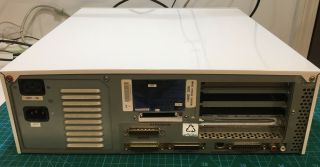Commodore Amiga 4000 computer,  Reccaped,  040.  64 MB RAM,  Keyboard 3