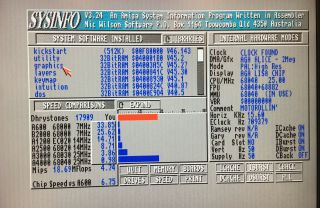 Commodore Amiga 4000 computer,  Reccaped,  040.  64 MB RAM,  Keyboard 7