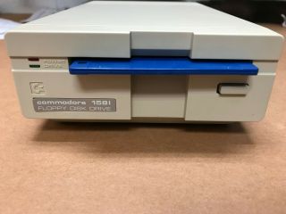 Commodore 1581 3.  5 " Disk Drive Serial :je032389